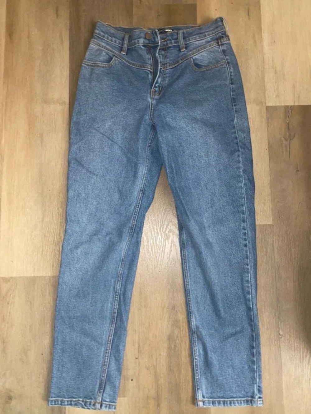 Fashion Nova High-Rise Straight Leg Jeans in Light Blue Wash